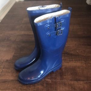Rain boots NWOT